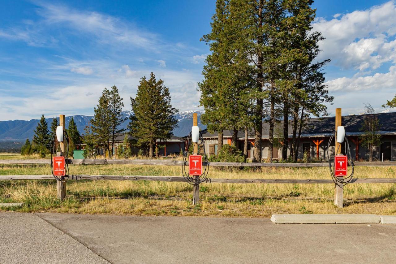 Headwaters Lodge At Eagle Ranch Resort Invermere Εξωτερικό φωτογραφία